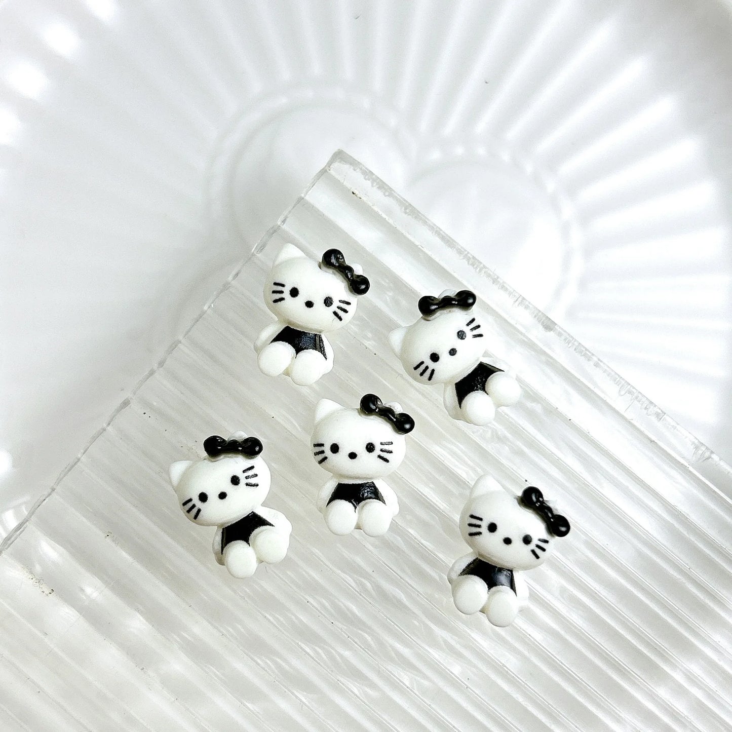 50Pcs Black and White Hello Kitty Nail Charms Cute 3D Heart and Bowtie Nail Art Accessories for a Stylish and Adorable Manicure