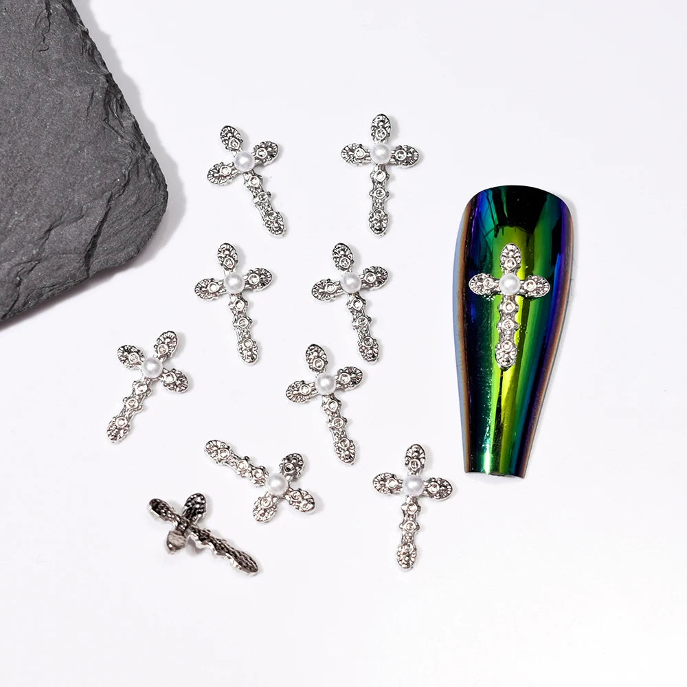 10Pcs Halloween Fake Weapon with Blood Nail Charms Bloody Horror Metal Nail Art Decorations Manicure Accessories Punk Jewelry *&