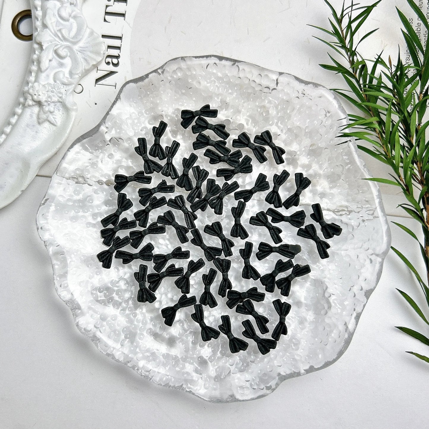 50PCS Random Mixed Black Bows Bear Nail Charms Resin Mini Heart Star Flower Nail Art Decorations Handmade DIY Press on Nails