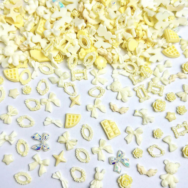 50PCS Random Mixed Black Bows Bear Nail Charms Resin Mini Heart Star Flower Nail Art Decorations Handmade DIY Press on Nails