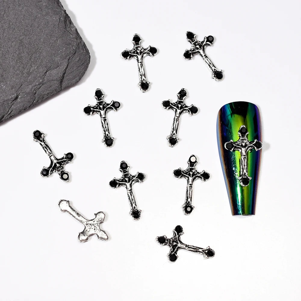 10Pcs Halloween Fake Weapon with Blood Nail Charms Bloody Horror Metal Nail Art Decorations Manicure Accessories Punk Jewelry *&