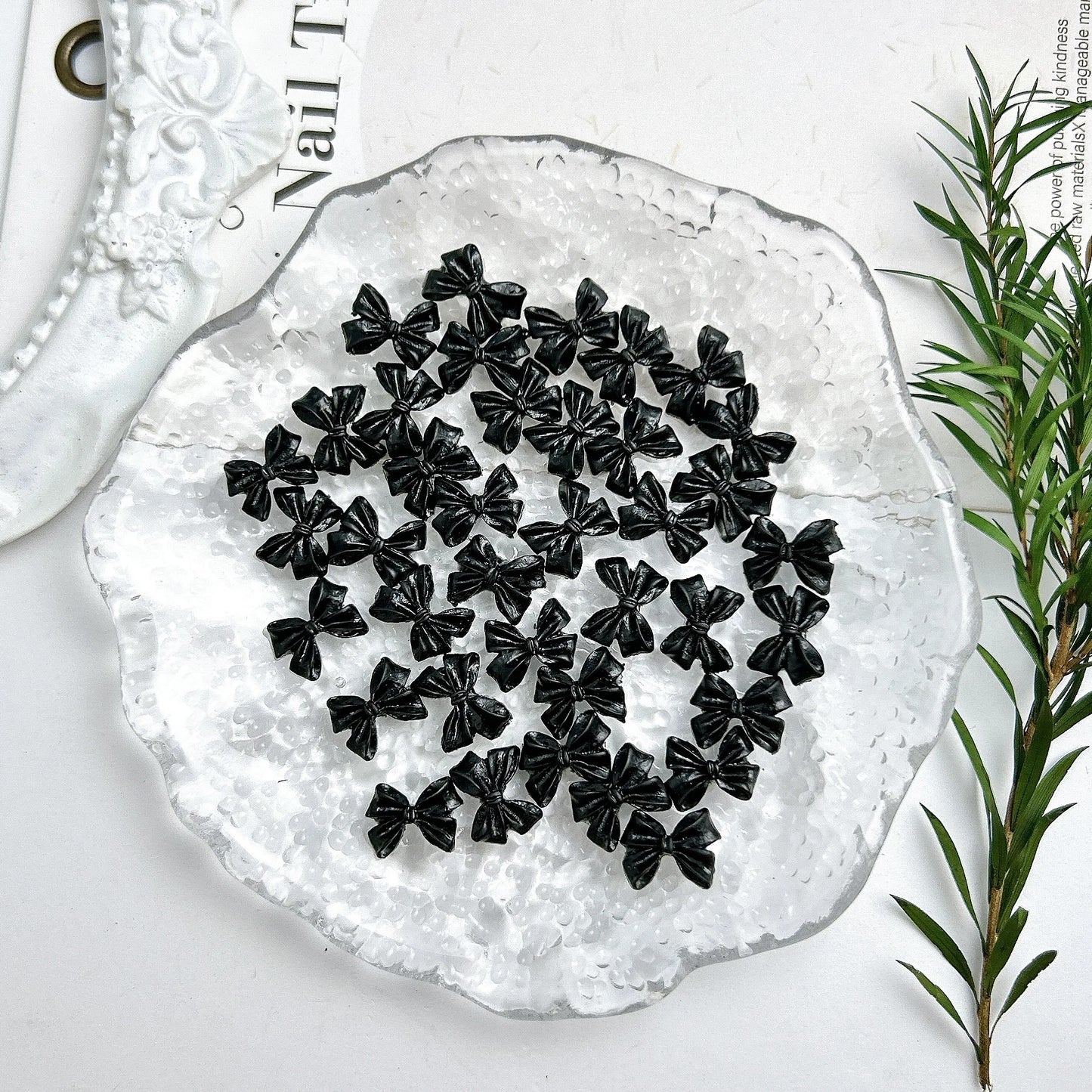 50PCS Random Mixed Black Bows Bear Nail Charms Resin Mini Heart Star Flower Nail Art Decorations Handmade DIY Press on Nails