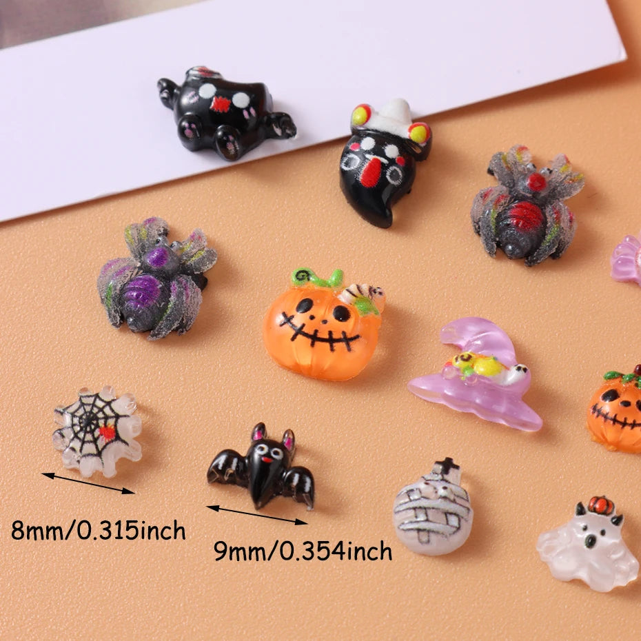 30/50/100 pcs Cute Pumkin Bat Resin Nail Charms Horror Cartoon Ghost Mummy Spider Web Autumn Halloween Festival Nail Designs