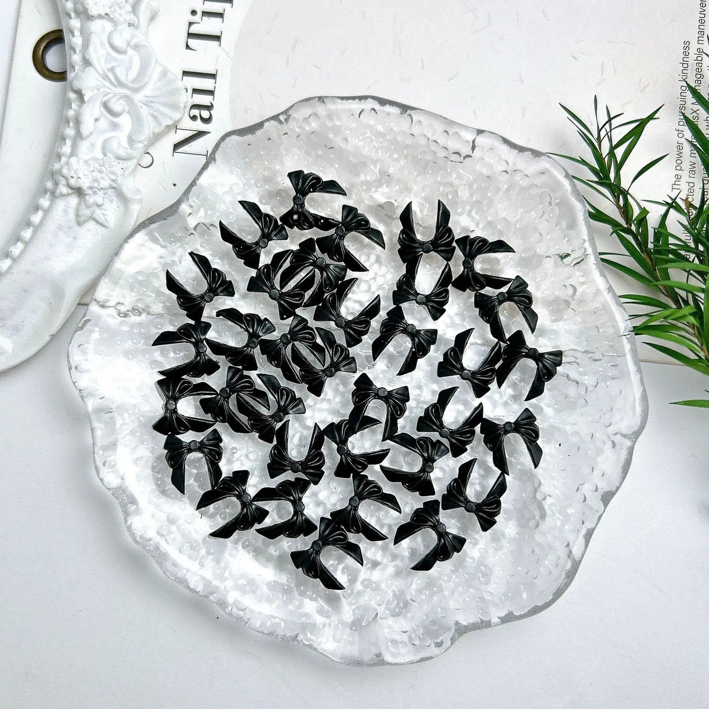 50PCS Random Mixed Black Bows Bear Nail Charms Resin Mini Heart Star Flower Nail Art Decorations Handmade DIY Press on Nails